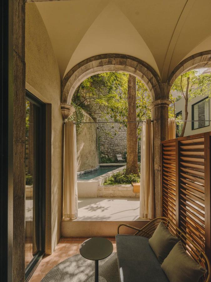 Hotel Palau Fugit Girona Esterno foto