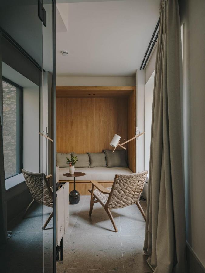 Hotel Palau Fugit Girona Esterno foto